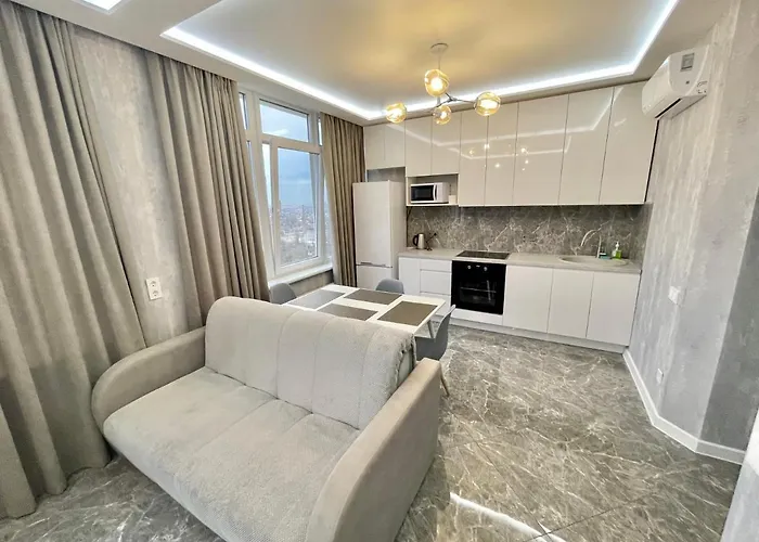 сozy 704 Sunrise On The 22nd Floor In The Center *